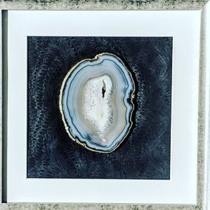 Framed agate